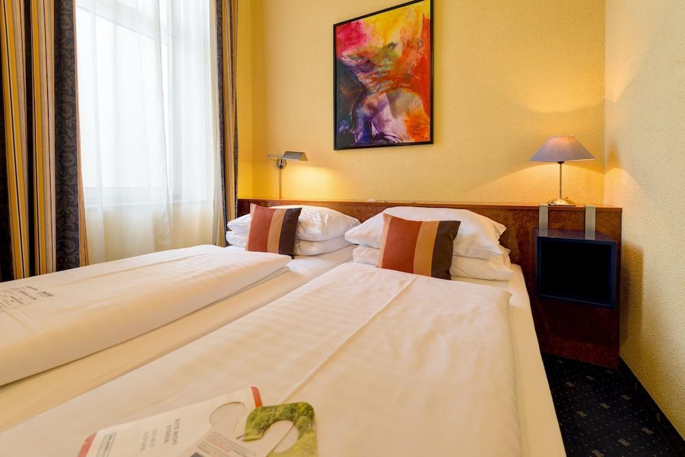 Hotel Nestroy Wien Exterior photo